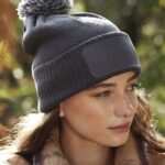 Berretto personalizzabile con pom pom